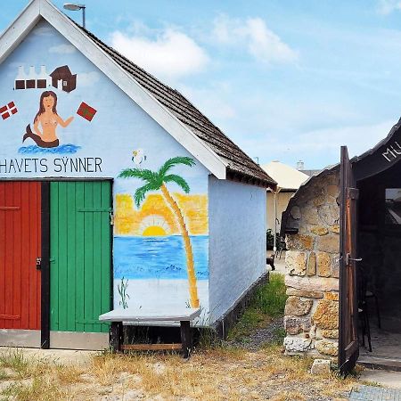 8 Person Holiday Home In Nex Snogebæk エクステリア 写真