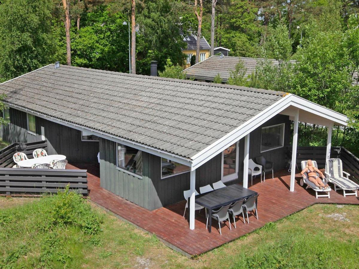 8 Person Holiday Home In Nex Snogebæk エクステリア 写真