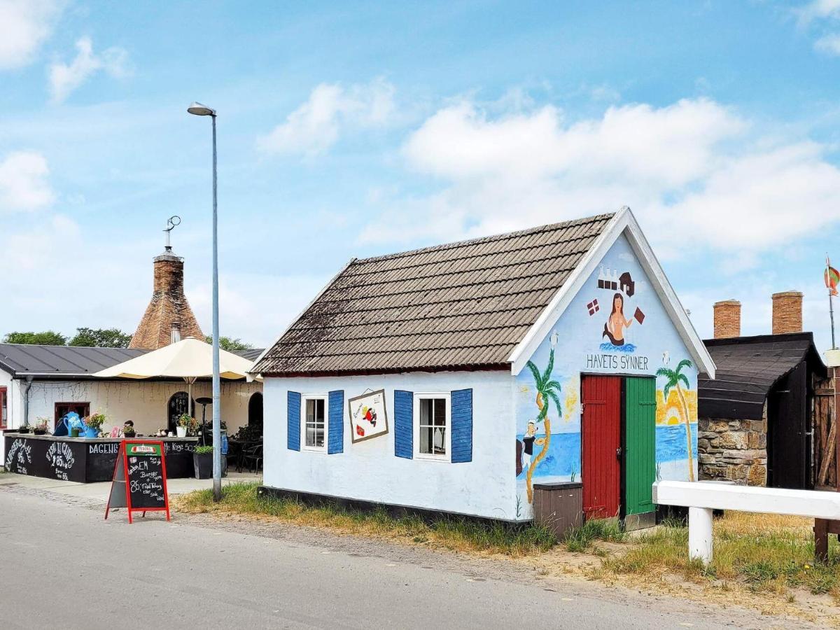 8 Person Holiday Home In Nex Snogebæk エクステリア 写真