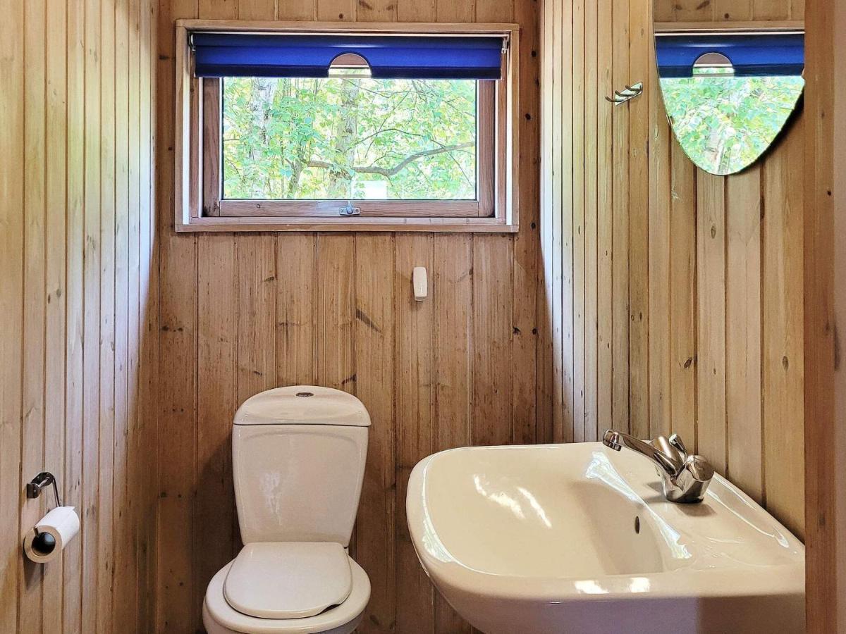 8 Person Holiday Home In Nex Snogebæk エクステリア 写真
