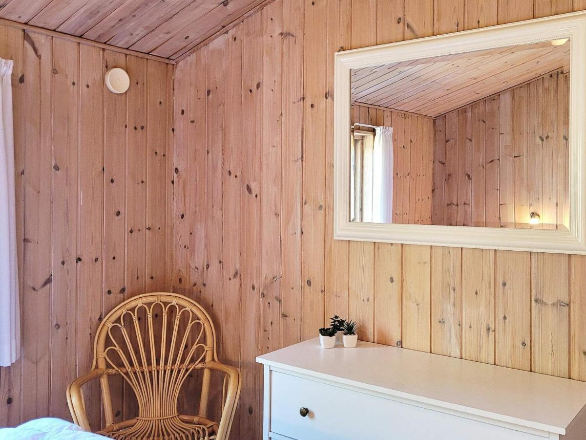8 Person Holiday Home In Nex Snogebæk エクステリア 写真