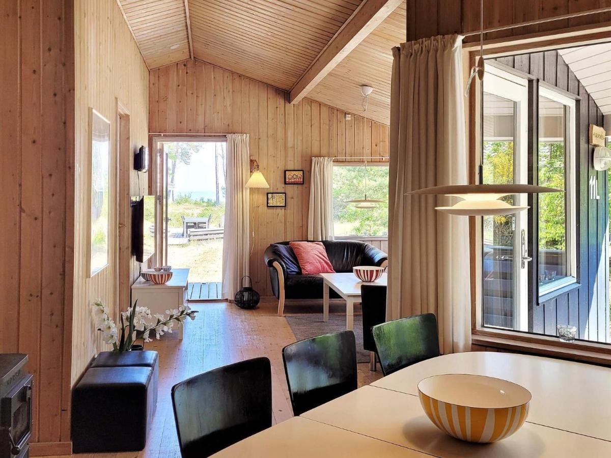 8 Person Holiday Home In Nex Snogebæk エクステリア 写真
